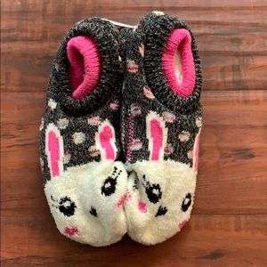 SO plush bunny slippers socks with nonslip grip OS